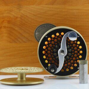 R.L. Winston vintage fly reel 3/4 - Made in USA - Excellent - Left hand retrieve